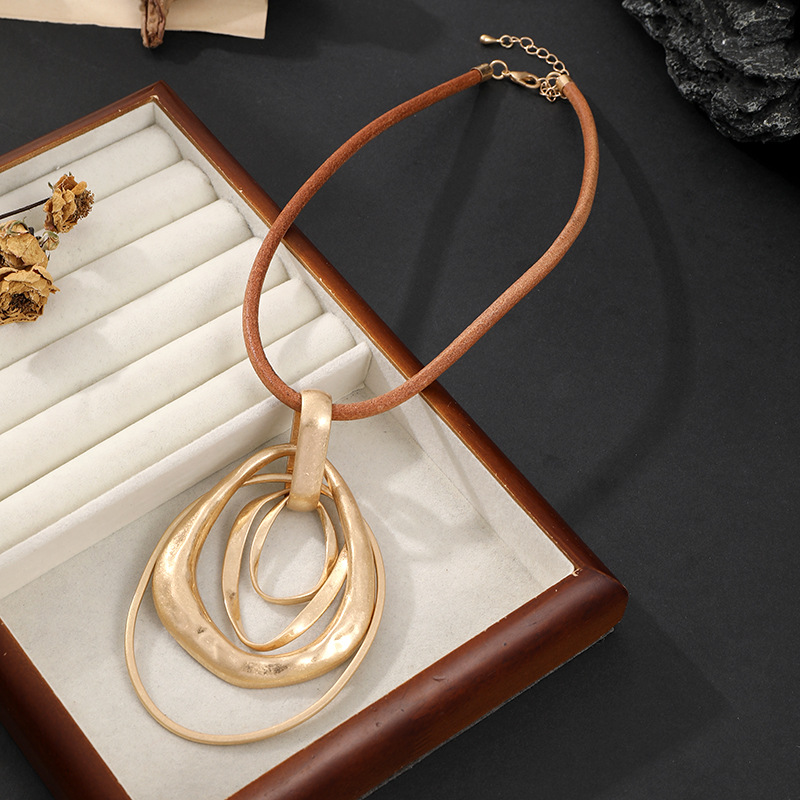 跨境亚马逊专供新款圆形吊坠短项链不规则多层复古时尚项饰锁骨链详情10