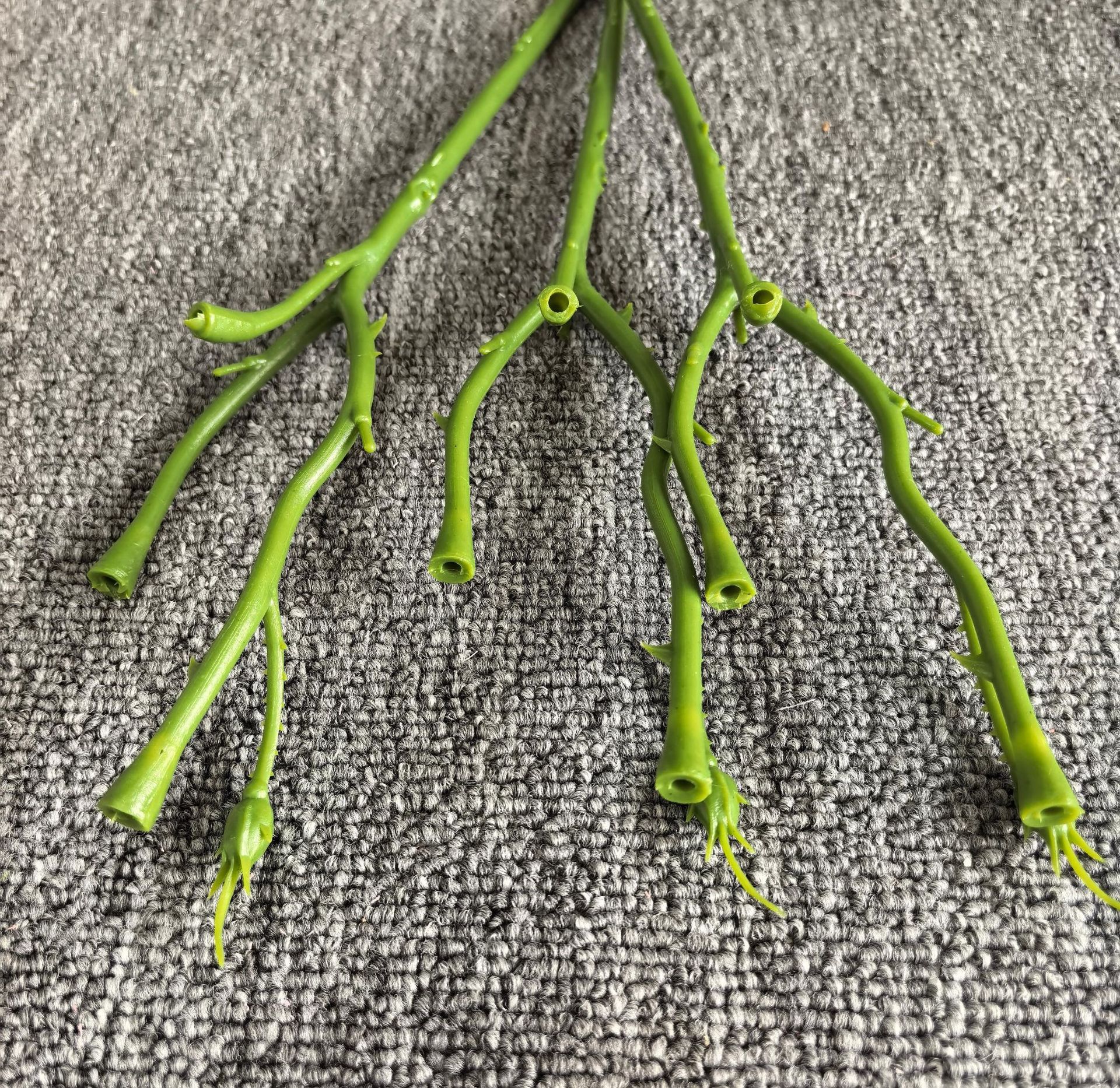 仿真花杆三头玫瑰塑料假花枝31厘米办公文化园艺配件批发详情24