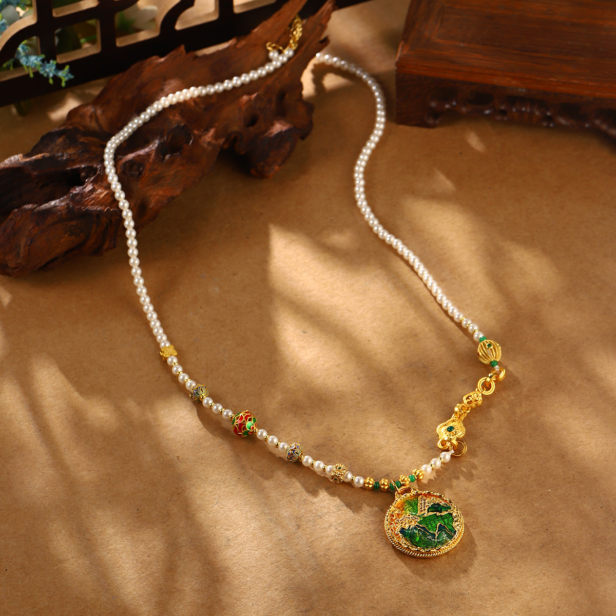 New Chinese-style retro peace lock butterfly pearl necklace for women, elegant and sophisticated, fashionable and versatile, exquisite collarbone chain pic 30