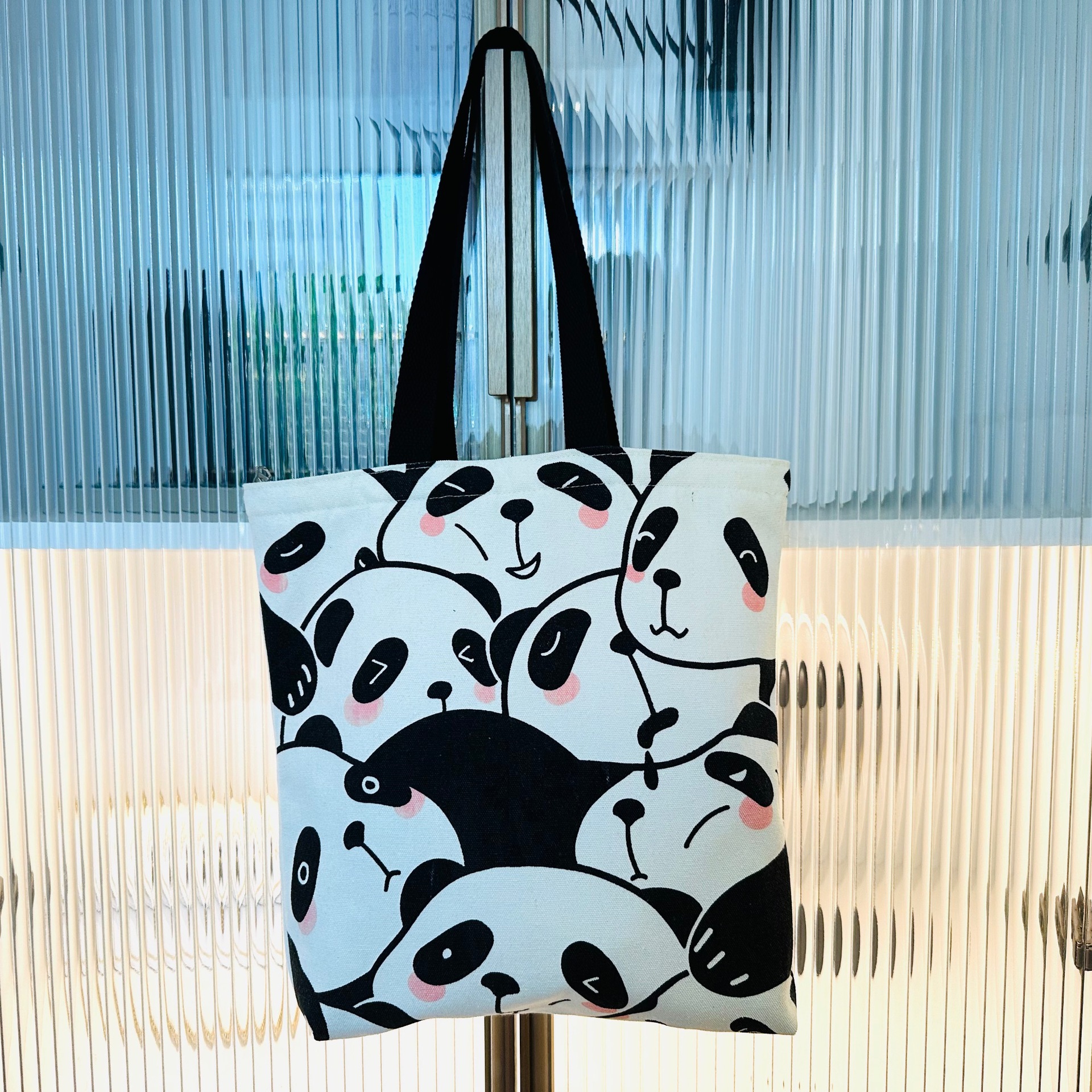Cute panda hand-held canvas bag, simple and versatile, artistic Instagram single-shoulder bag, shopping and travel bag for female students and mothers pic 8