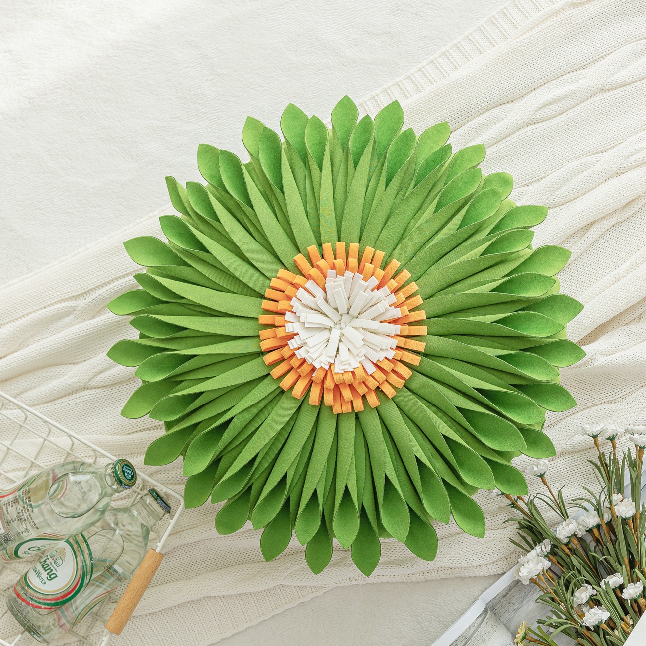 Internet-famous InS-style sun flower pillowcase, small Daisy bedside cushion, office sunflower pillow cover pic 14