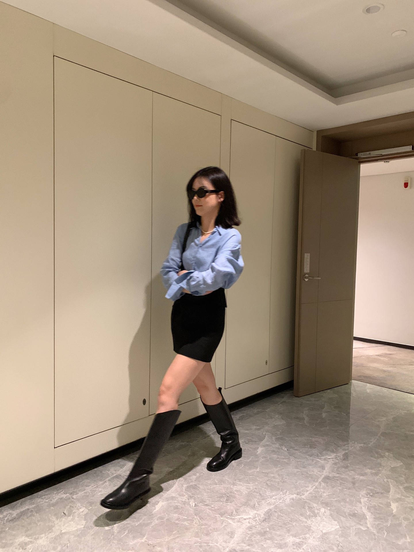 020810 春季新款女士刺绣亚麻平纹纯色简约宽松通勤舒适衬衣衬衫详情27