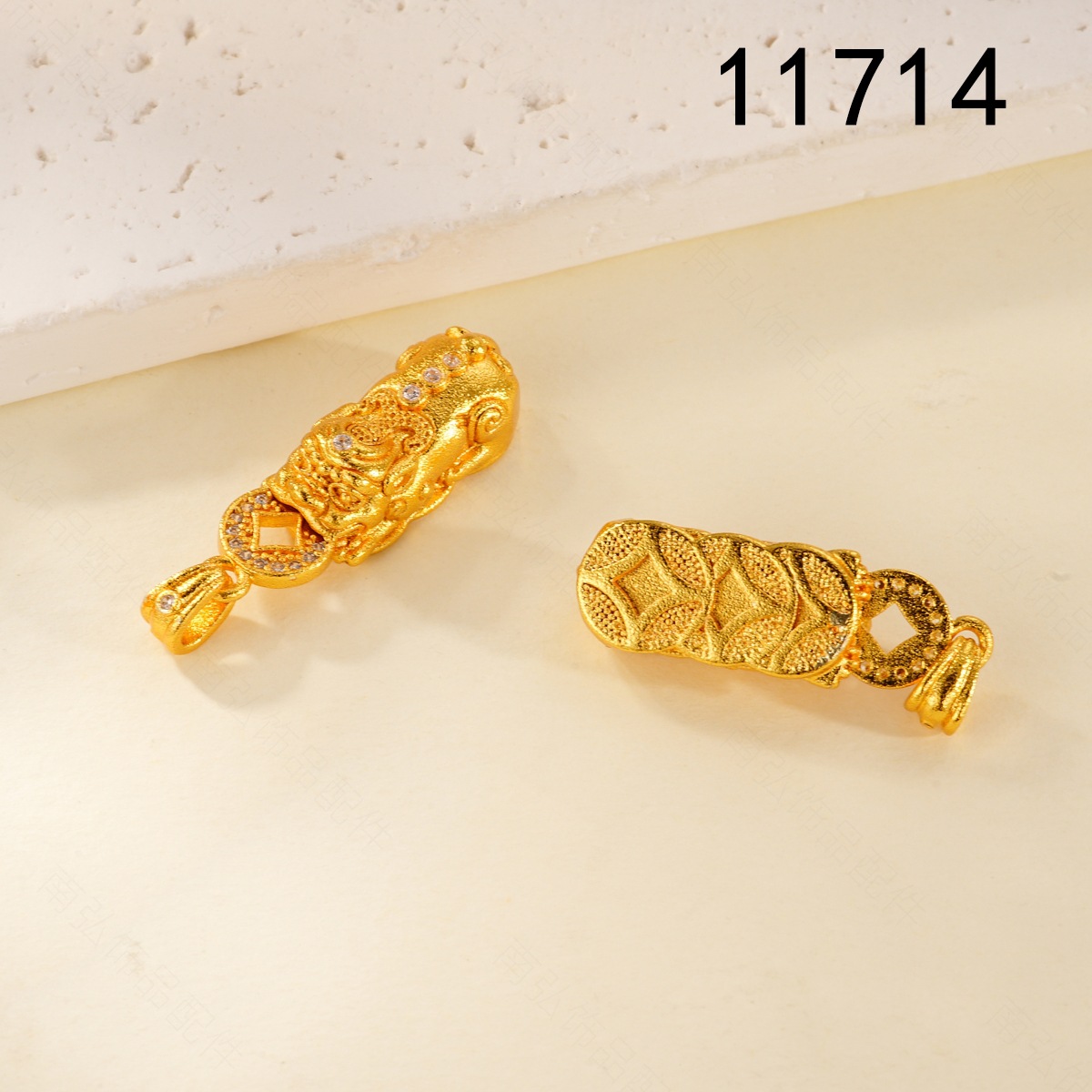 New zirconium-inlaid coin PI Xiu pendant, copper-plated real gold color retention, high-end style bracelet, necklace clasp DIY accessory pic 6
