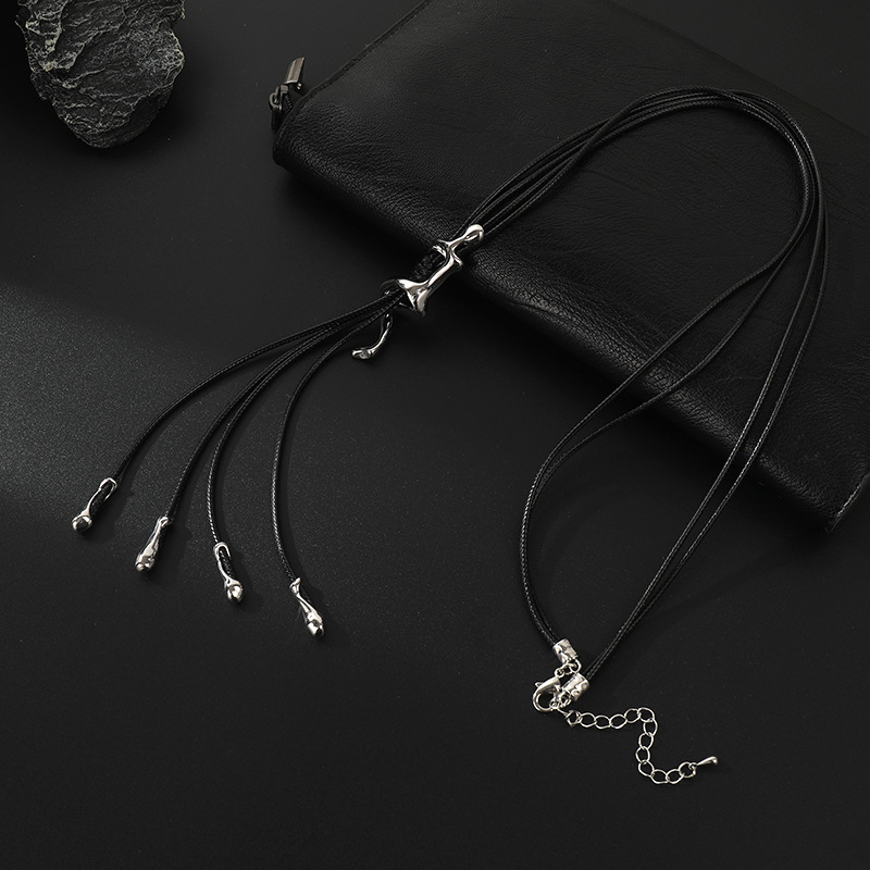 亚马逊跨境专供新款女士长项链线条人物吊坠个性独特设计欧美批发详情13