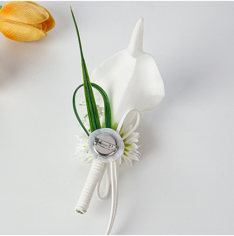 高级感婚礼胸花蜜釉粉永生花马蹄莲男士襟花手工造境新郎结婚胸花详情17