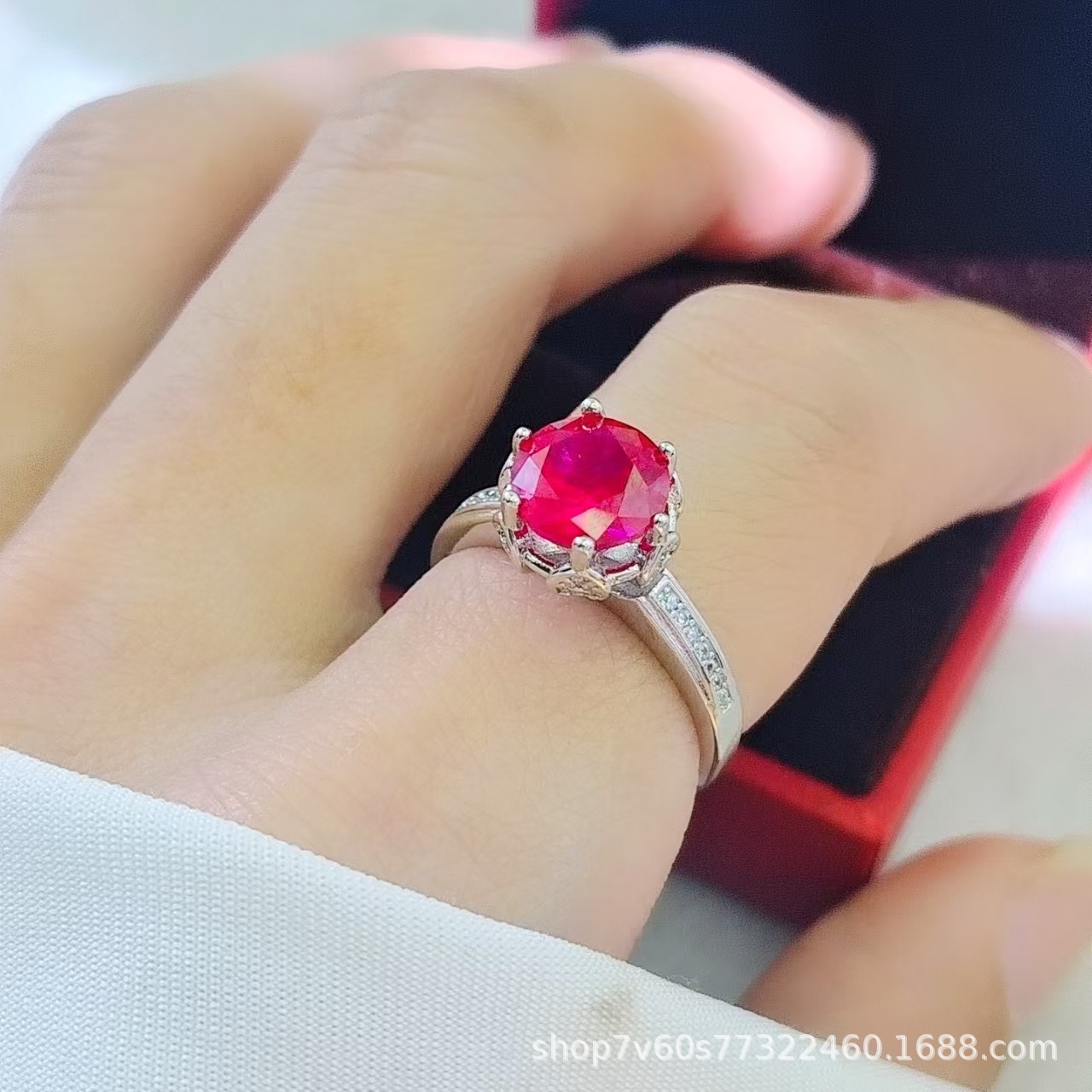 热卖珠宝首饰2克拉圆形培育鸽血红红宝石开口戒指女时尚彩宝戒指详情18
