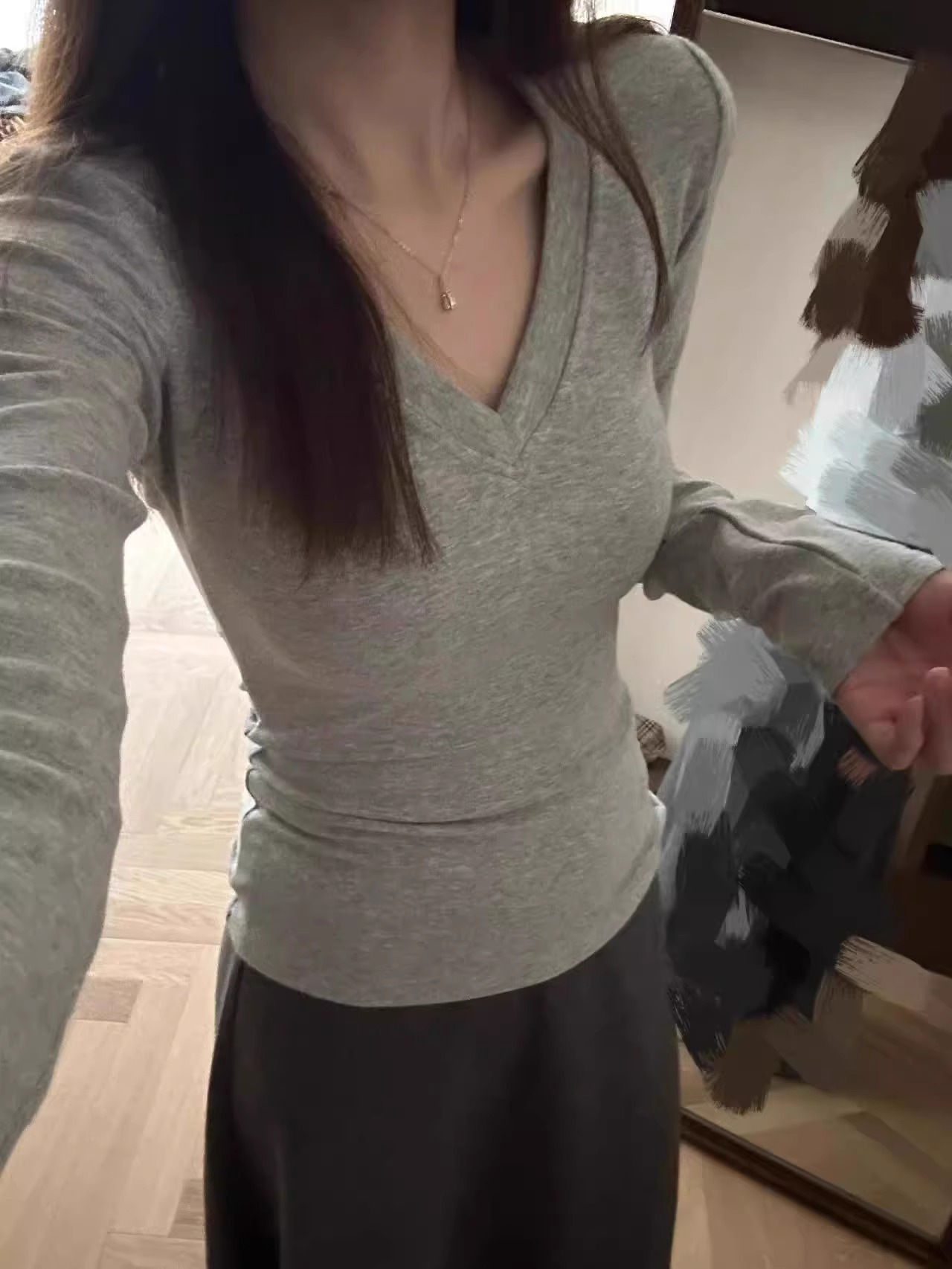 【工厂直销】正肩收腰V领长袖t恤女秋季纯欲修身辣妹紧身内搭上衣详情9