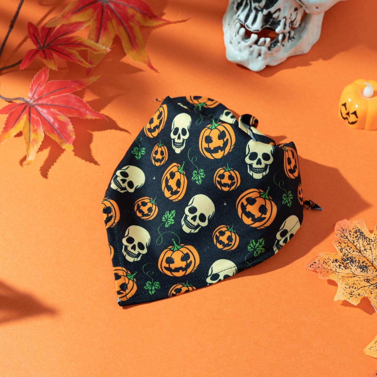 万圣节宠物玩具猫咪新款万圣三角巾拍摄吃饭猫狗通用宠物围巾厂家详情25