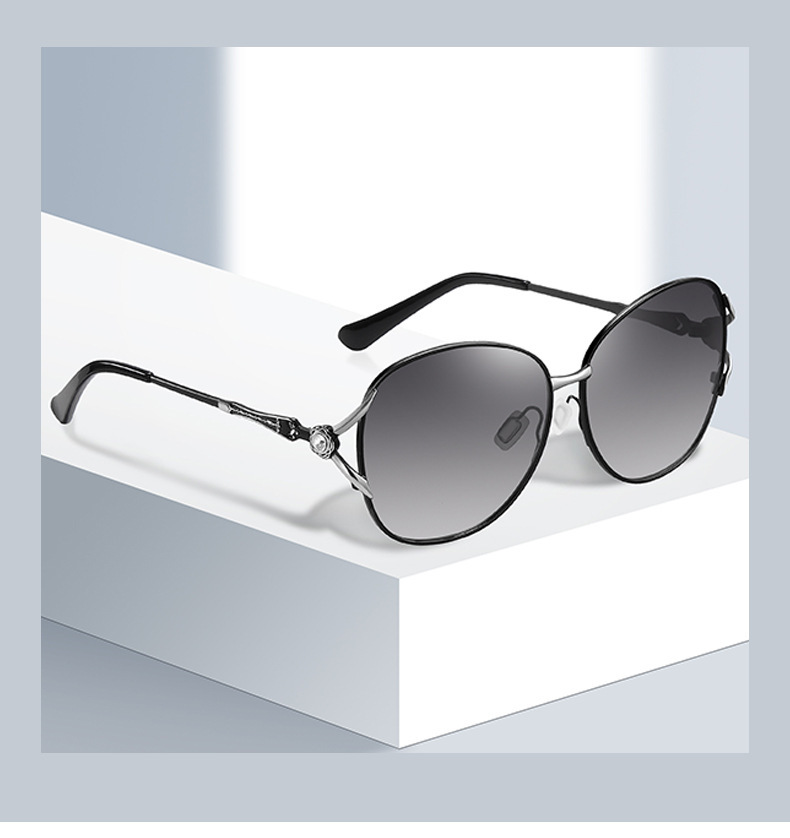 新款偏光墨镜女时尚潮流太阳镜609直播爆款闪钻偏光太阳眼镜批发详情4