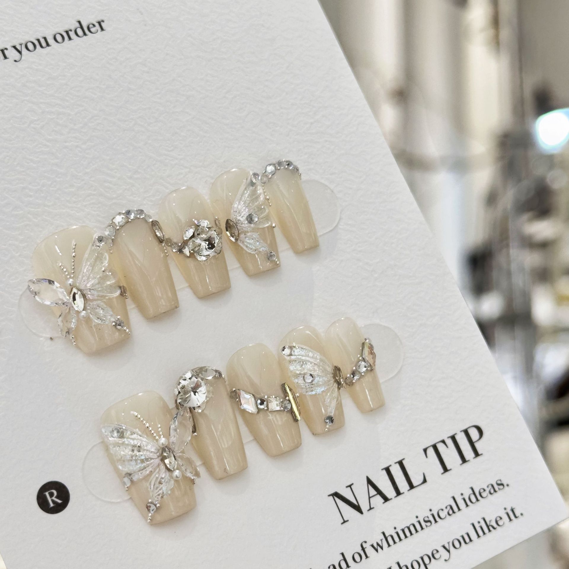 Nai Xi [Original] Pure handcrafted wearing, European and American fairy-like high-end light luxury three-dimensional relief butterfly super-bright zircon pic 7