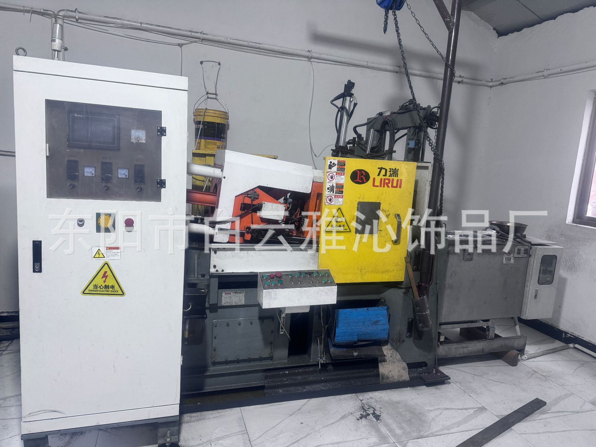 Wholesale of new cross-border elegant and stylish spring clips, alloy hair clips, rhinestone, Korean version of the back of the head ponytail clip headwear pic 12