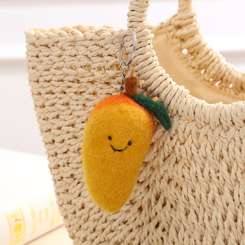 水果手工羊毛毡挂件立体玩偶挂饰创意包包挂饰可爱挂件源头厂家详情13