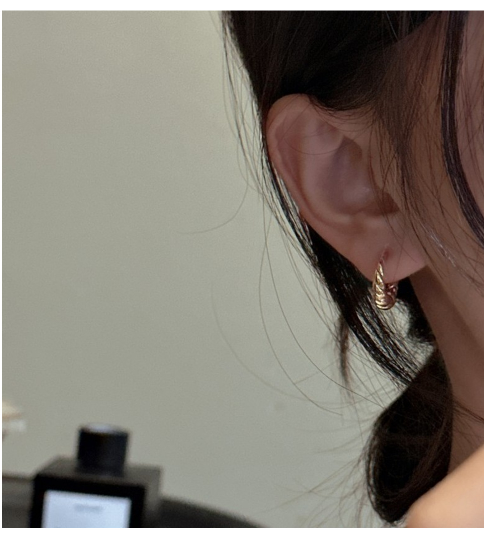 S925 sterling silver Korean version, a niche design sense horn bag, simple ear buckles, a trendy and retro Korean style earrings pic 6