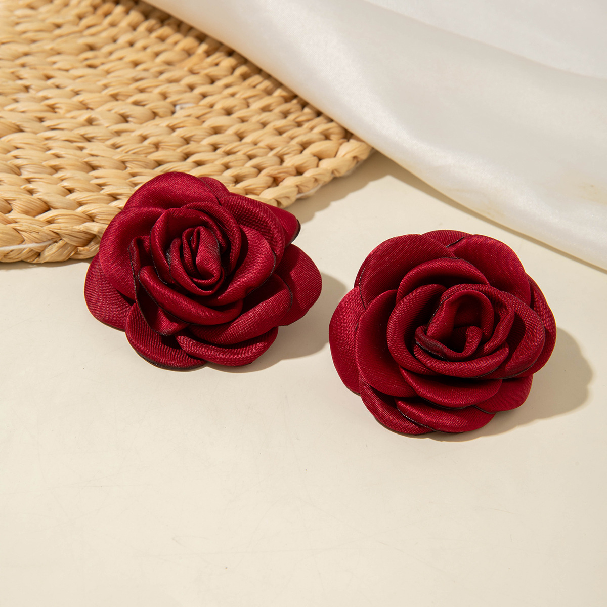 欧美跨境饰品简约烧边烤边布料山茶花耳环清新甜美花朵耳钉耳饰女详情4