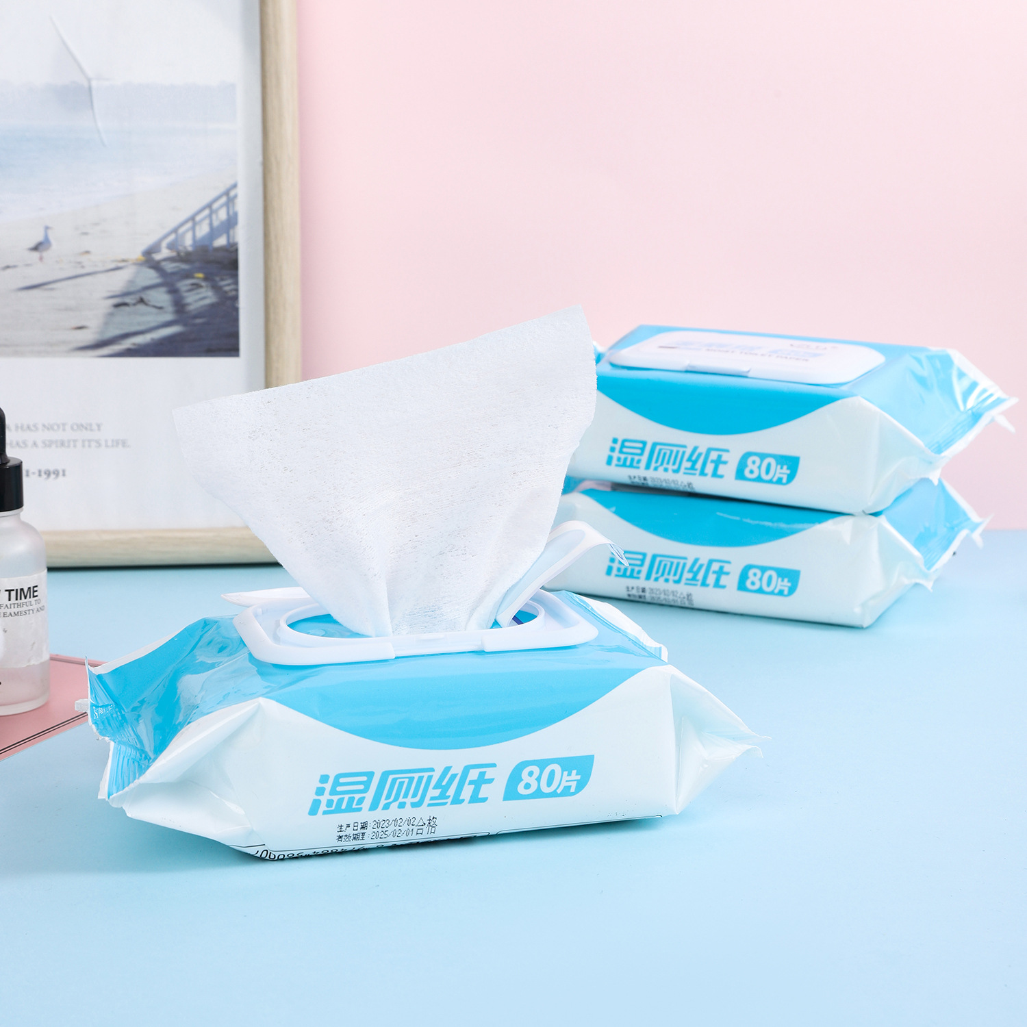 Inicio carga papel higiénico húmedo limpiador toallitas húmedas papel higiénico limpiador de papel PP mujeres toallitas húmedas rollo de papel fábrica al por mayor pic 10