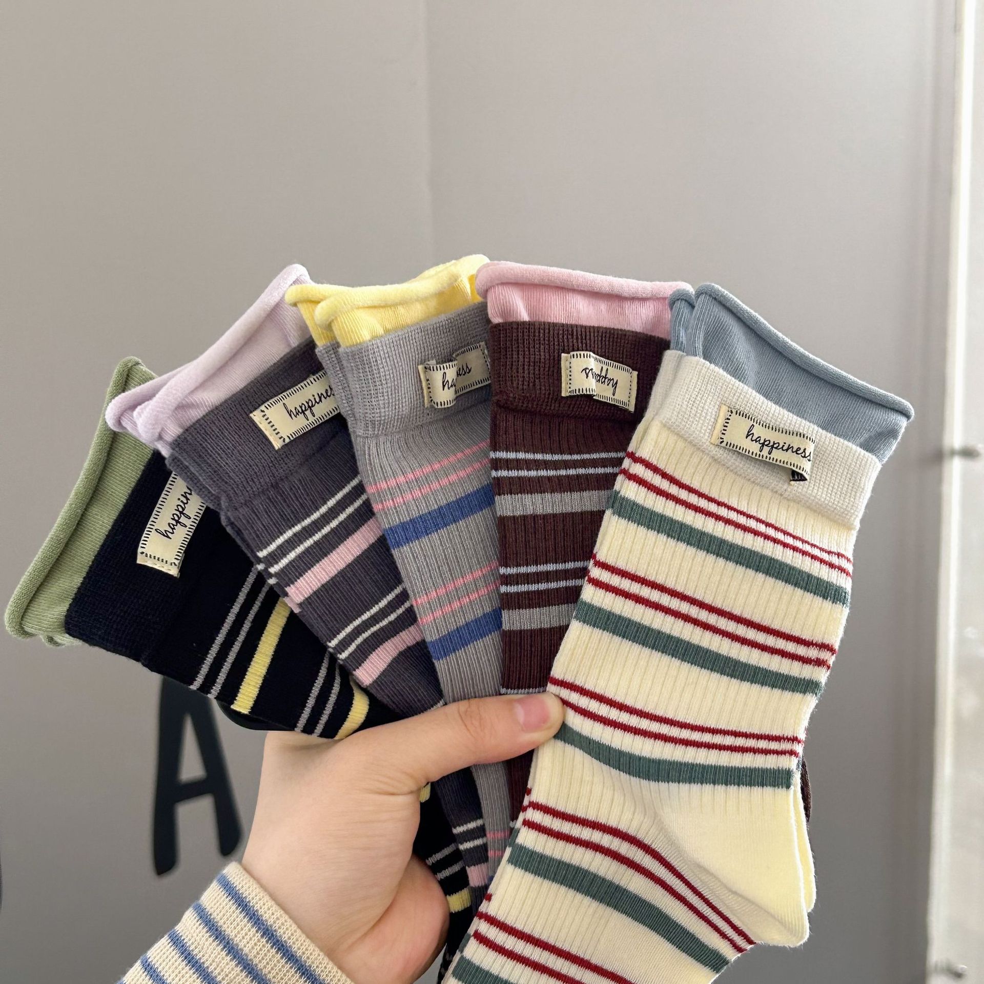 袜子女秋冬撞色布标彩色条纹卷边潮流堆堆袜春秋百搭纯棉中筒袜详情28