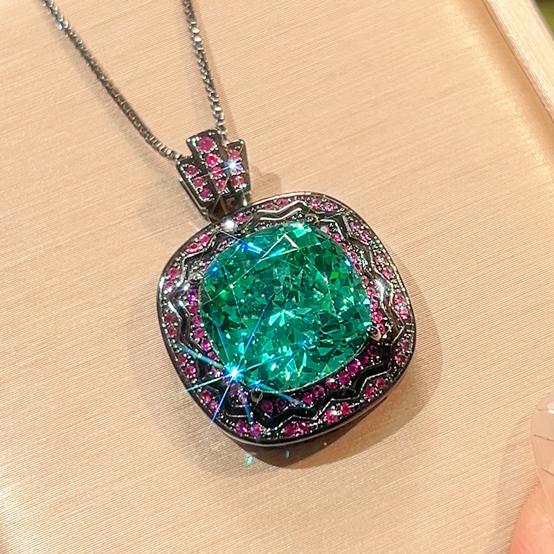 2025新款庄生生珠宝铜底镀金仿真鸟巢切帕拉绿黑金套装女石14*14详情7