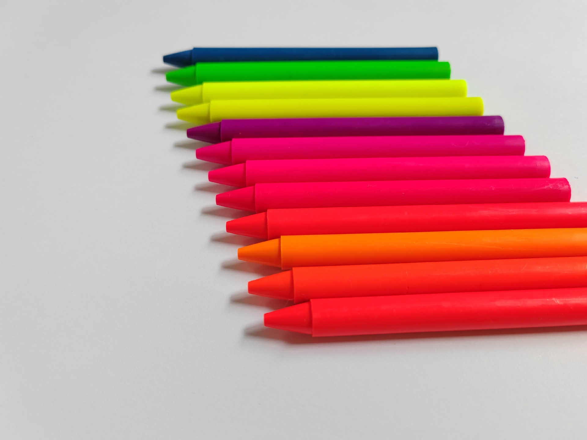 荧光蜡笔彩色儿童绘画涂鸦蜡笔厂家直销批发详情4