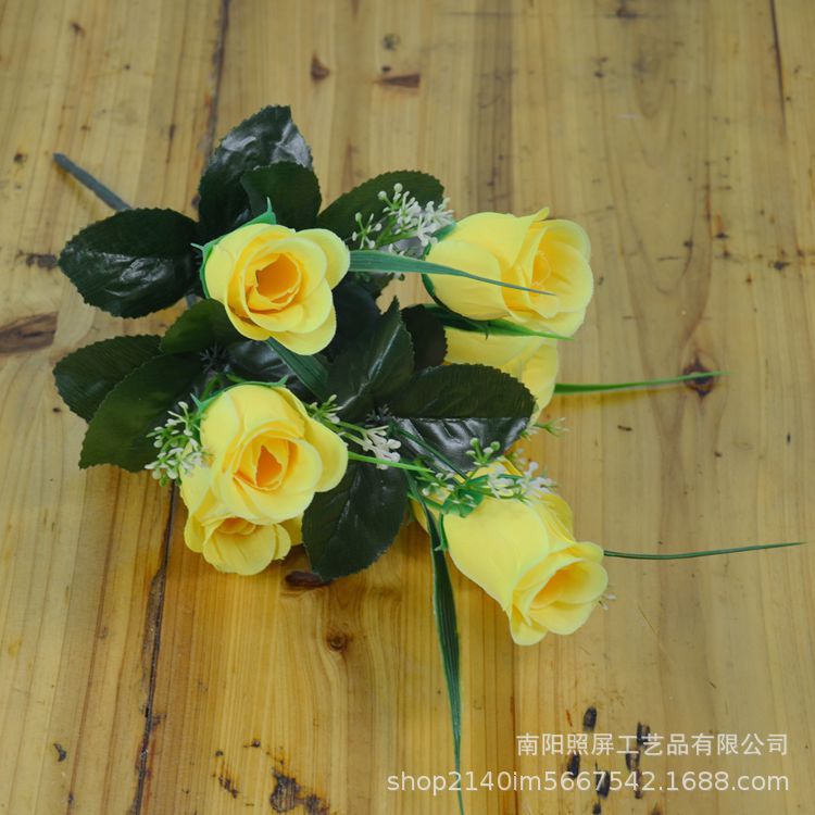 照屏仿真花厂家批发仿真玫瑰花仿真绢花七头春蕾把花小假花花束详情11