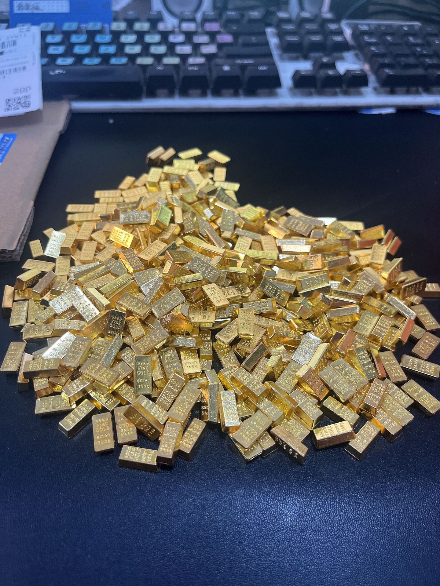 合金金条摆件家居装饰品乔迁礼品金属工艺品厂家批发仿真金条摆件详情5
