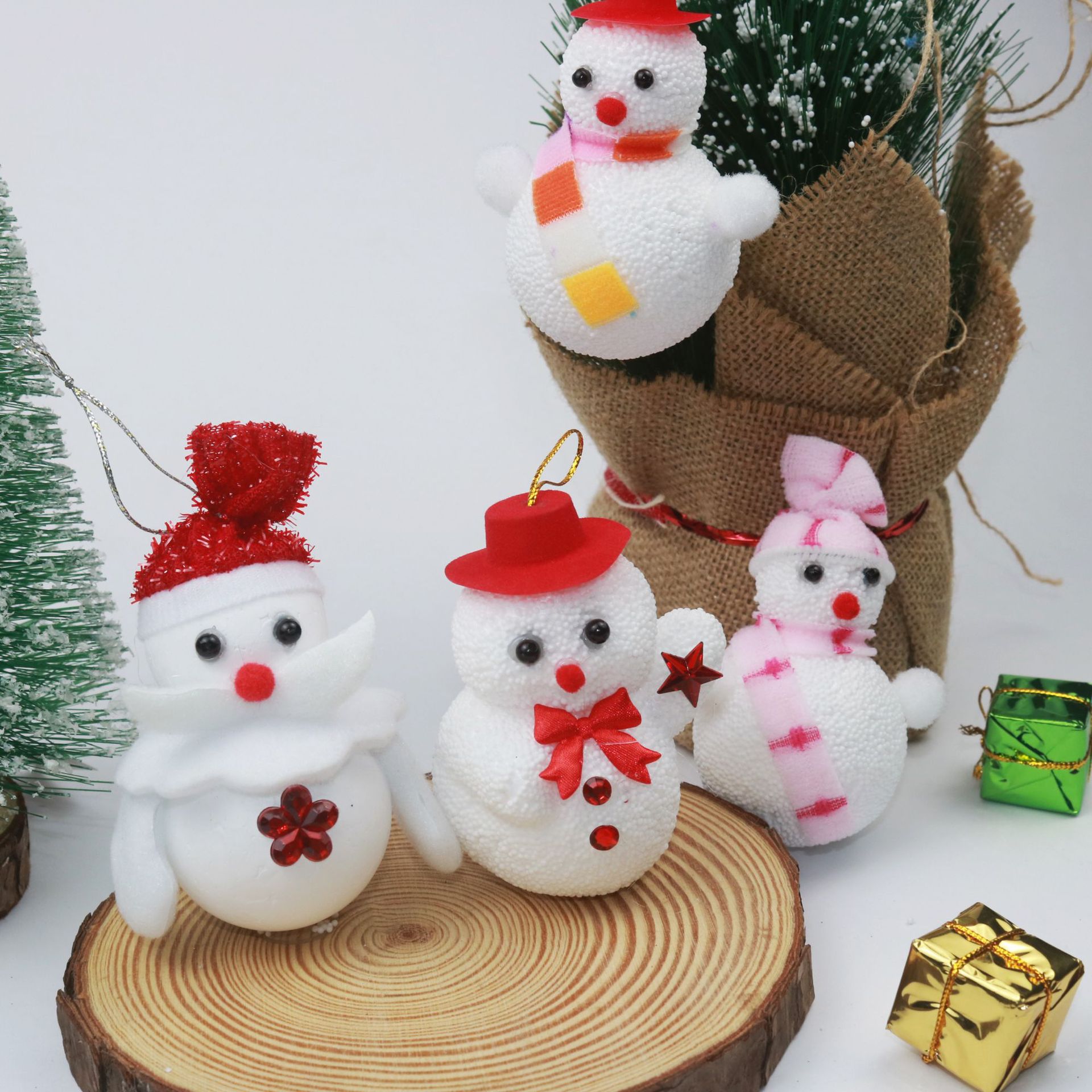 圣诞泡沫雪人摆件8x6cm两件套 商场酒店场景装饰用品圣诞节装饰品详情1