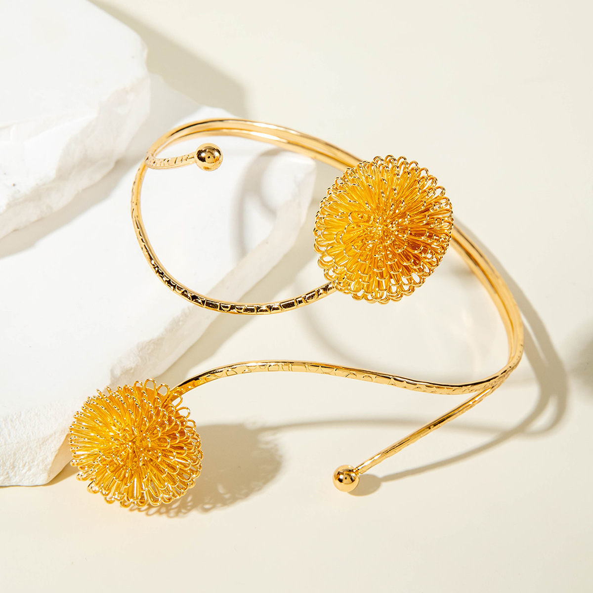 亚马逊跨境个性冷淡风海星手臂镯线条计感蝴蝶环形开口臂镯女详情54