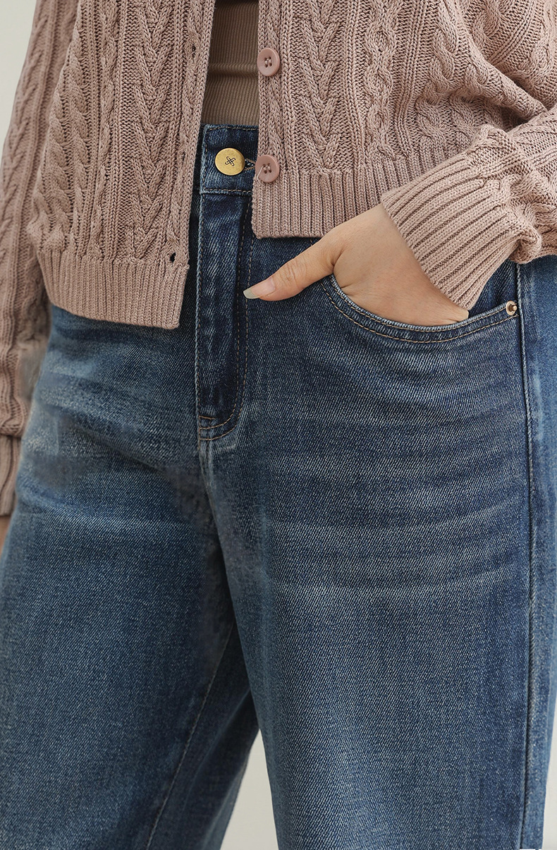 Factory direct sales of new wide-brimmed, slightly flared jeans for women with a loose and slimming drape, flared flared pants, floor-length pants for casual wear pic 14