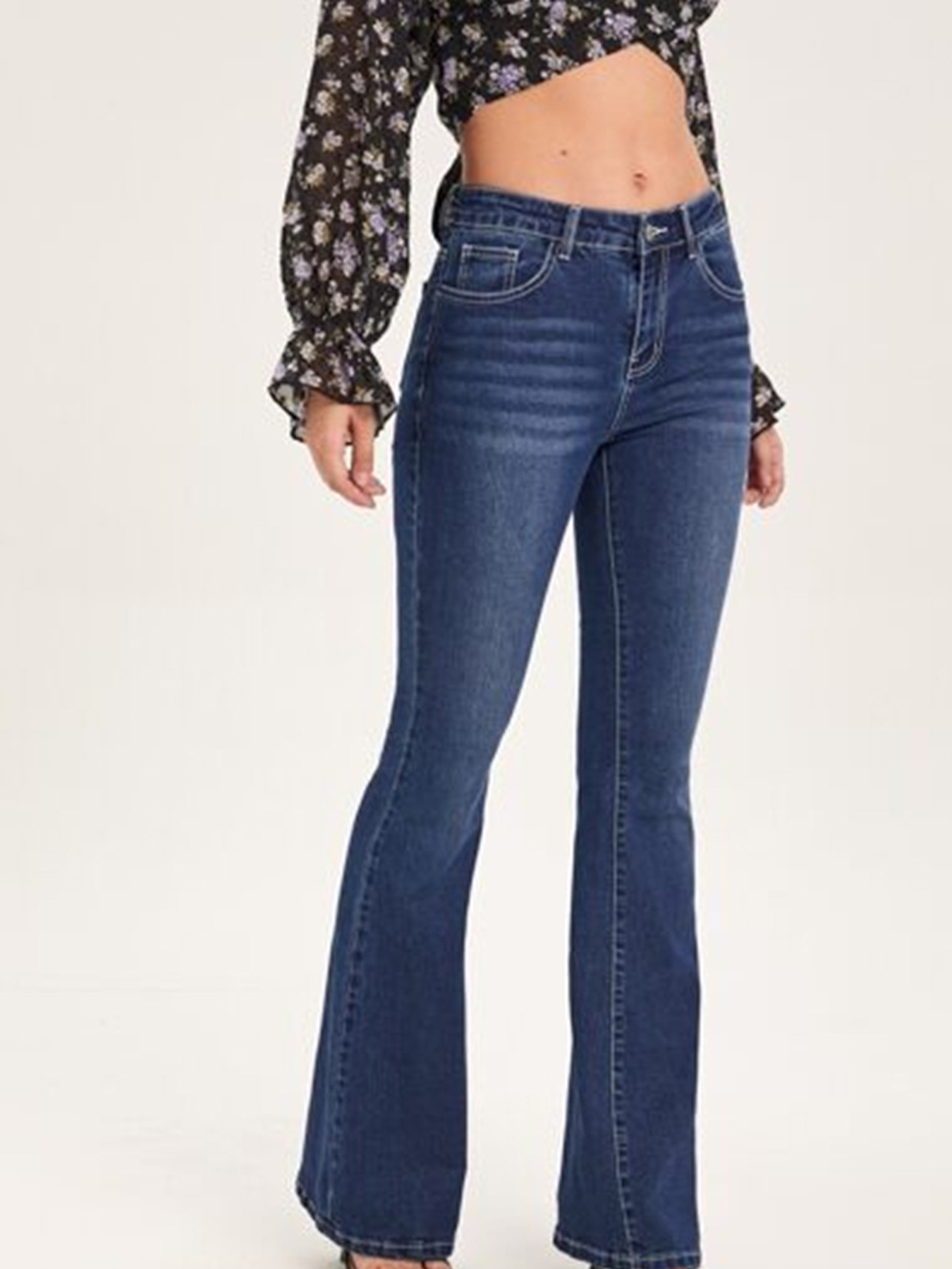 跨境亚马逊猫须牛仔长裤女喇叭裤2025新款简约舒适牛仔喇叭裤女详情3