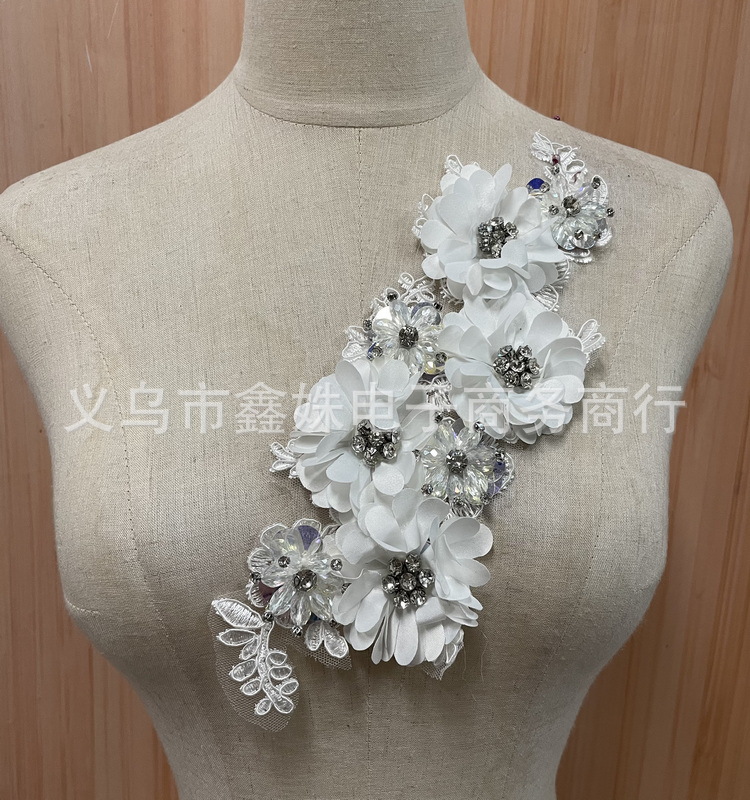 2022新款手工DIY水钻串珠43cm*9cm花卉饰边贴花详情6