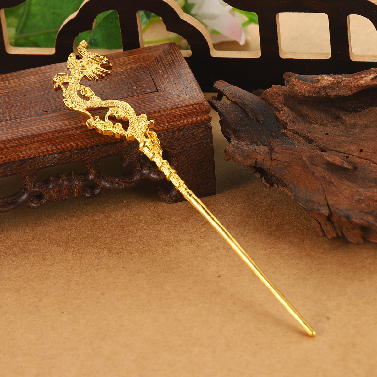 New ancient-style hair accessories, new hair forks, high-end Hanfu accessories, high-end ornaments, hollowed-out dragon geometric auspicious cloud hairpins wholesale pic 25