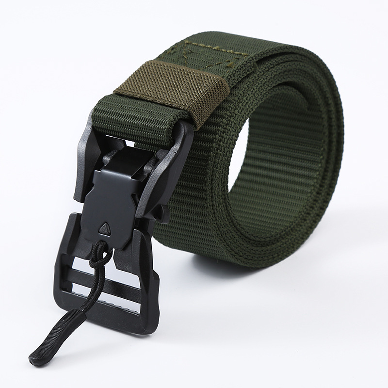 男士塑料磁铁对扣战术休闲帆布腰带男士腰带插扣军训运动裤带批发详情3
