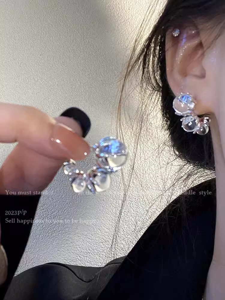Ins-style pearl earrings for women, 925 silver needle, niche design, butterfly stud earrings, light luxury and high-end feel, earrings, earrings and ear rings pic 19