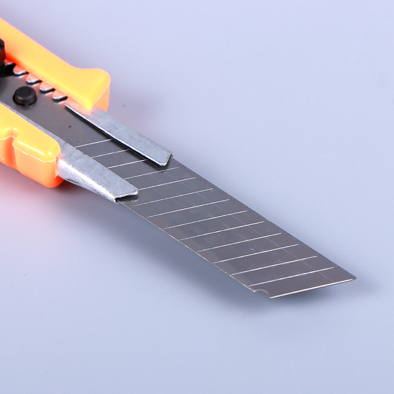 Bagged plastic push utility knife, multi-purpose convenient wallpaper cutting knife, office art stationery unboxing paper cutting knife pic 17