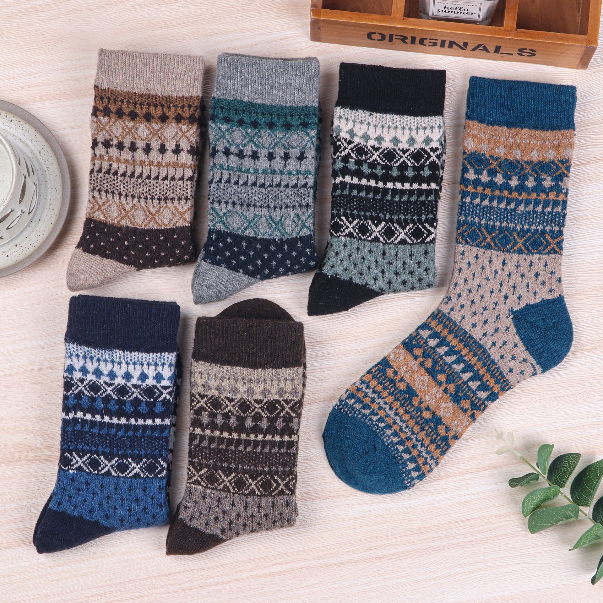 袜子男袜双针双路保暖防臭吸汗长袜日系复古民族风秋冬中筒袜潮详情1