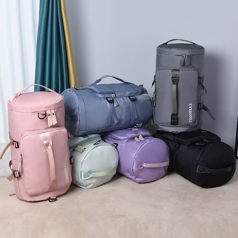 Large-capacity travel bags for foreign orders, multi-functional sports bags, dry and wet separation waterproof fitness bags, hand-held double-shoulder luggage bags pic 6