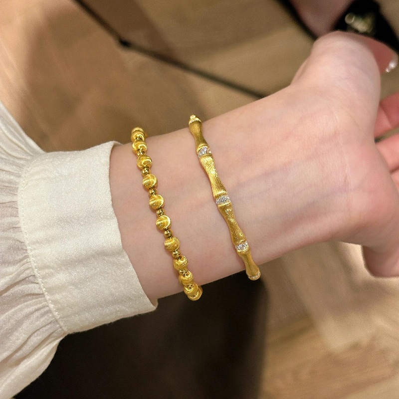 The new Chinese-style brushed gold and silver bamboo joint bracelet features a retro, exquisite, light luxury and high-end design pic 7