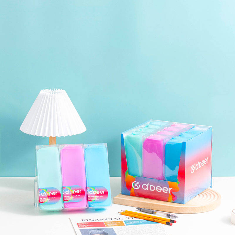 Wholesale factory stock of luminous silicone pen cases, student stationery and learning supplies storage boxes pic 1