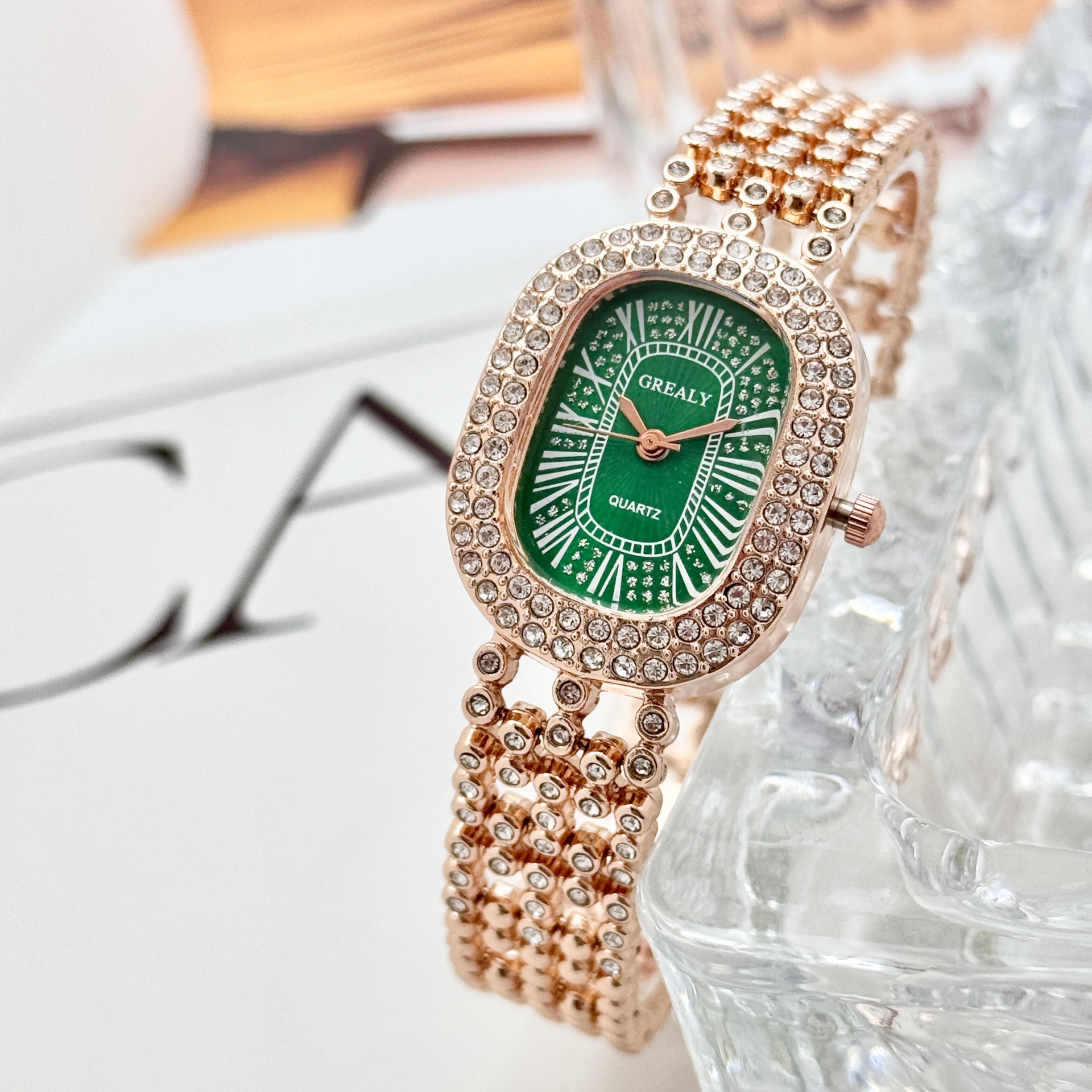GREALY厂家热销外贸新款时尚镶钻椭圆女士手表罗马数字石英表批发详情16