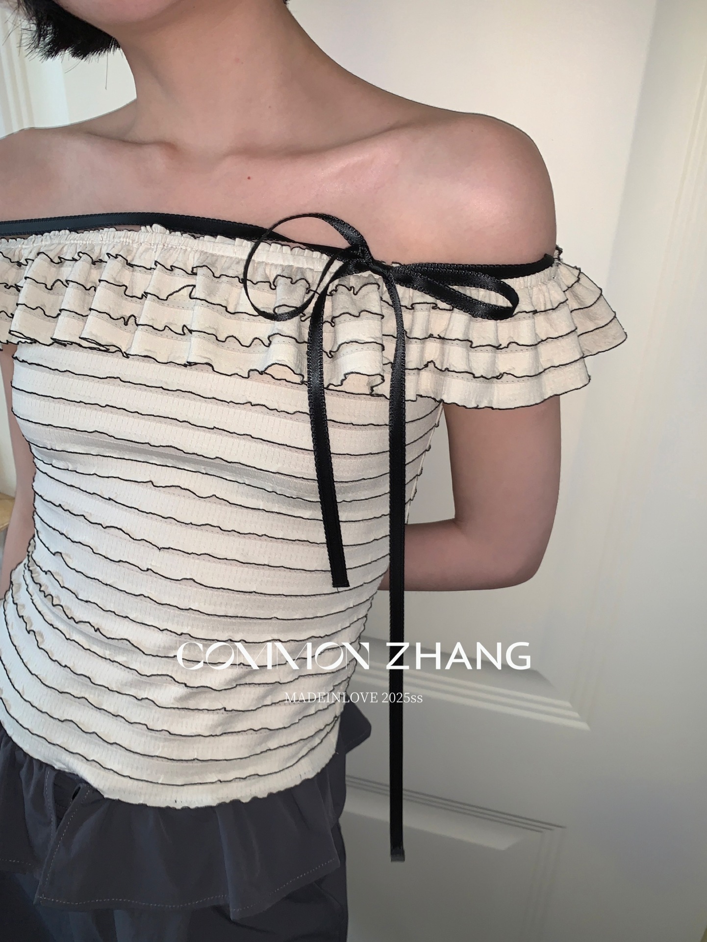 CZ ZHANG Summer French lace one-shoulder off-the-shoulder, contrasting color striped waist-cinching slim shirt B23795 pic 36