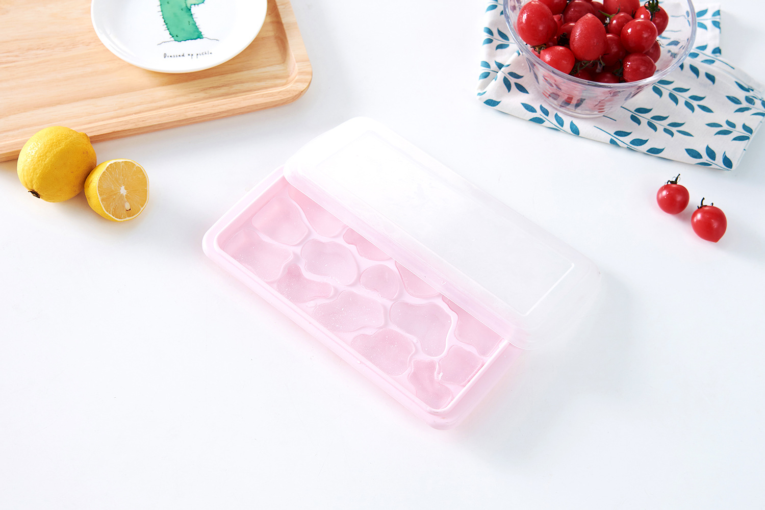 Customized gift ice cube molds, food-grade quantitative press-type ice cube trays, homemade ice boxes for household refrigerators, a magic tool for freezing ice blocks pic 2