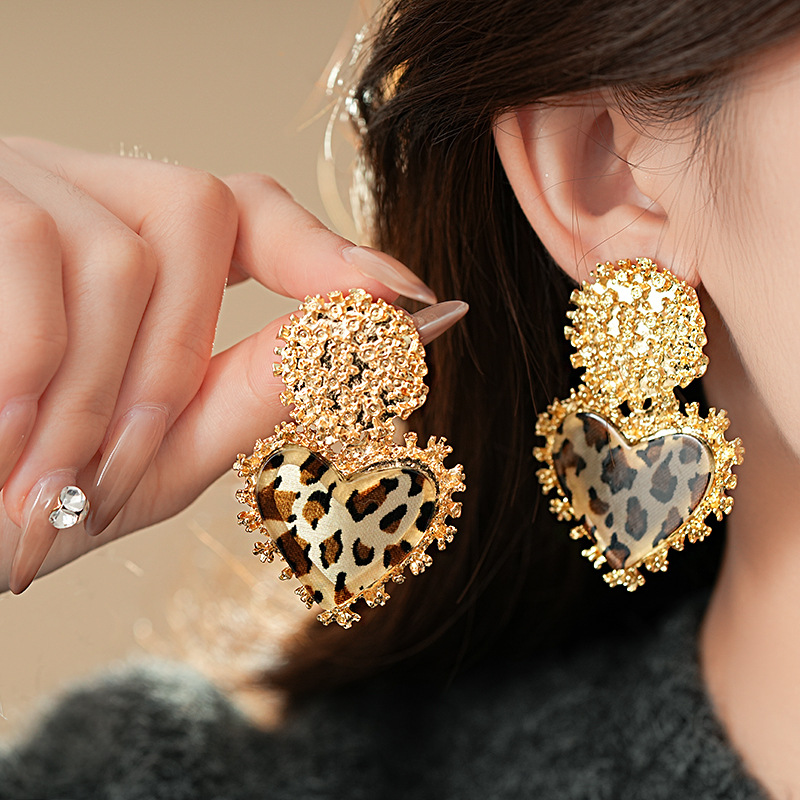 钢针圆形纹路爱心树脂豹纹耳钉复古宫廷风耳环时尚美拉德耳饰批发详情2