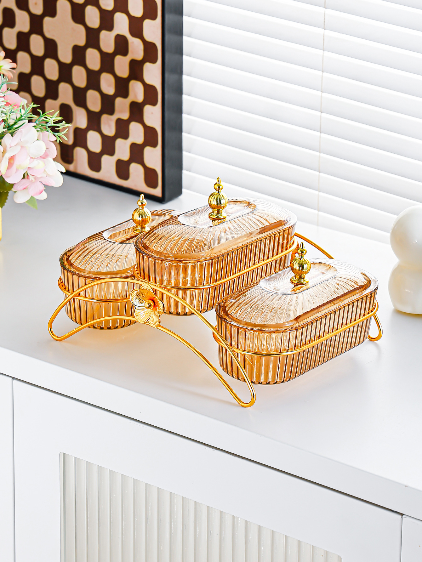 Light luxury dried fruit plate, fruit platter, light luxury household snack plate, ironwork rack, commercial and hotel snack plate, compartments fruit plate pic 10