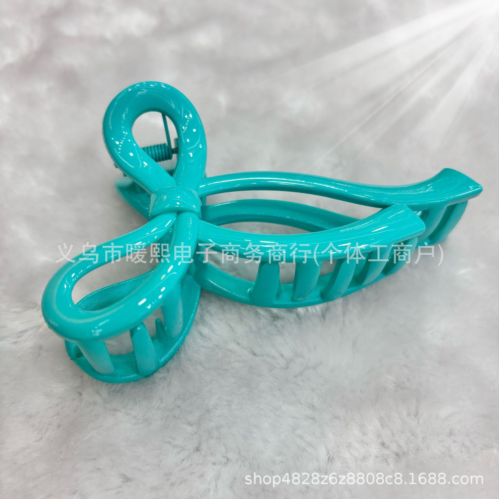 春天色领结珠光抓夹盘发鲨鱼怪手夹洗澡夹顶夹发卡发饰厂家线条发详情4