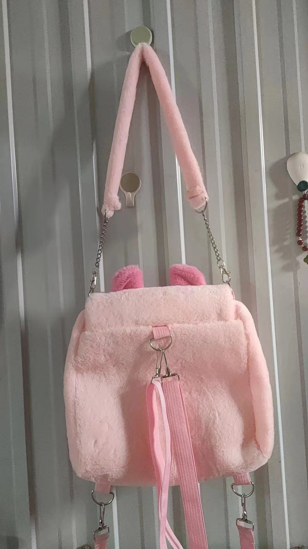 卡皮巴拉包包女款毛绒可爱百搭卡通水豚大学生斜挎包双肩包单肩包详情8