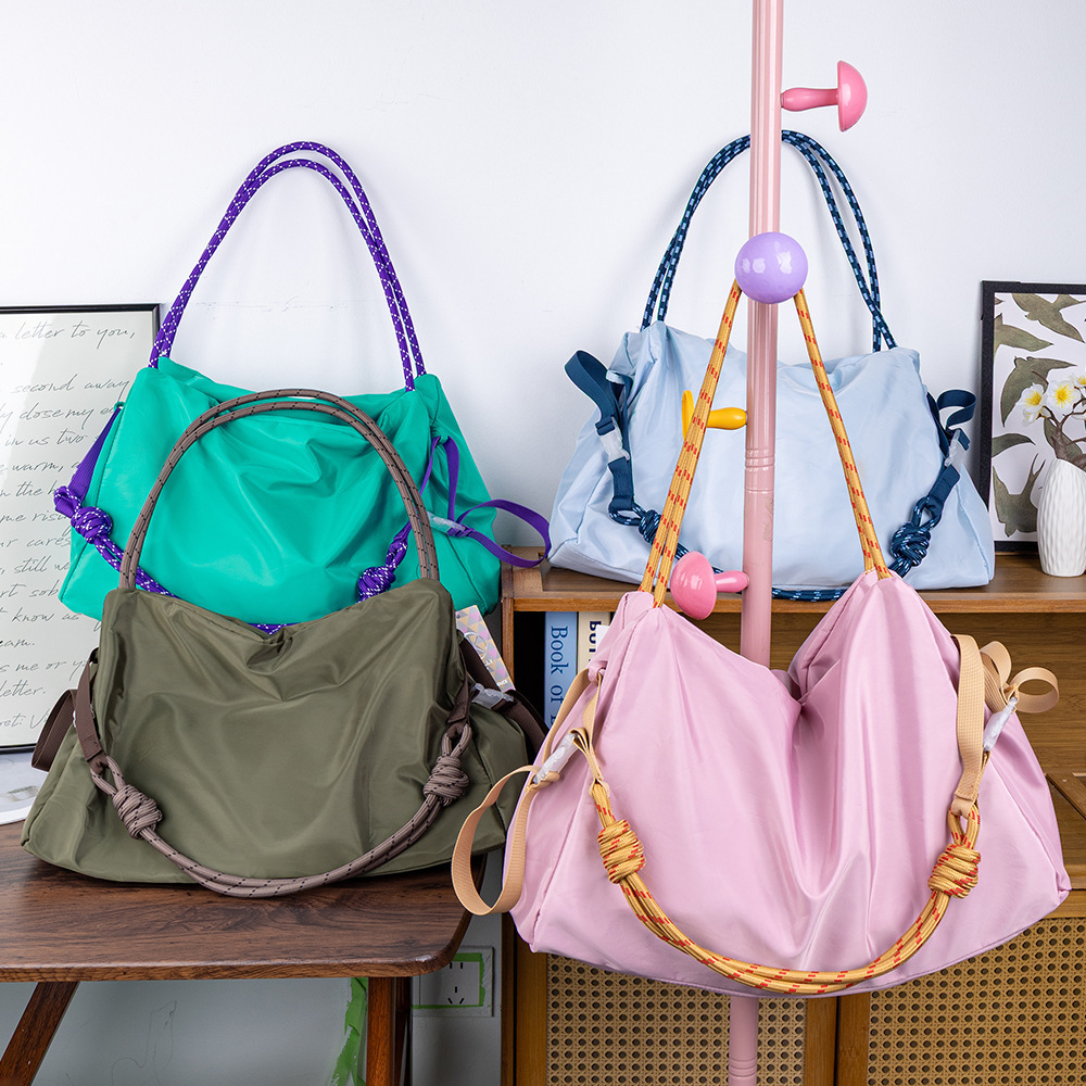 2025 New style 10,000-stitch embroidery single-shoulder bag, crossbody bag, dual-purpose bag, underarm bag, small square bag, travel bag, daily bag pic 2