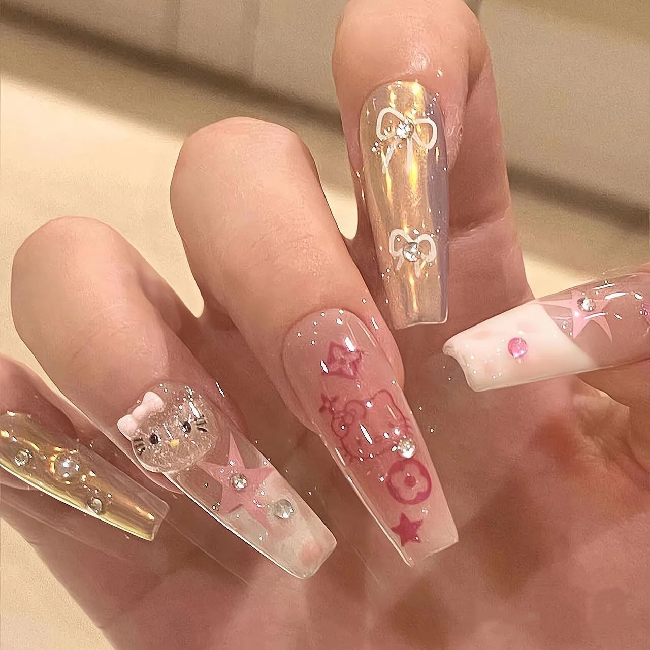 2025 New handcrafted rich girl blue sparkling cat-eye on Instagram bestseller detachable wearable nail pic 4