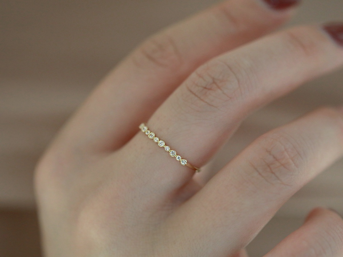 S925 sterling silver plated with 14K gold, a beautiful row of diamonds and a stylish zircon ring. The ring is exquisitely sweet and layered pic 7