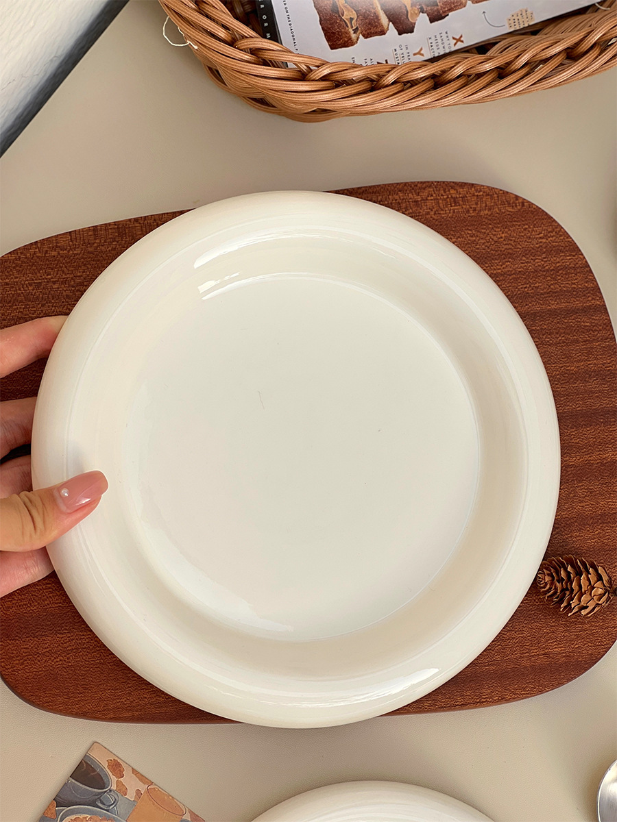 简约风陶瓷盘子网红胖嘟嘟餐具高级感碟子熊盘早餐盘蛋糕盘甜品盘详情15