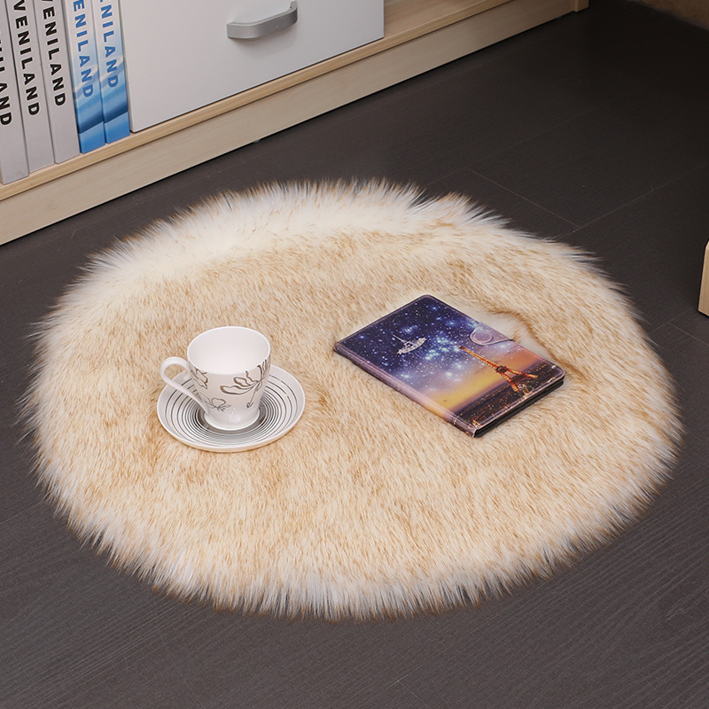 Cross-border factory direct sales and wholesale of imitation wool carpets, long plush, anti-slip, absorbent, comfortable and skin-friendly for living rooms and bedrooms pic 6