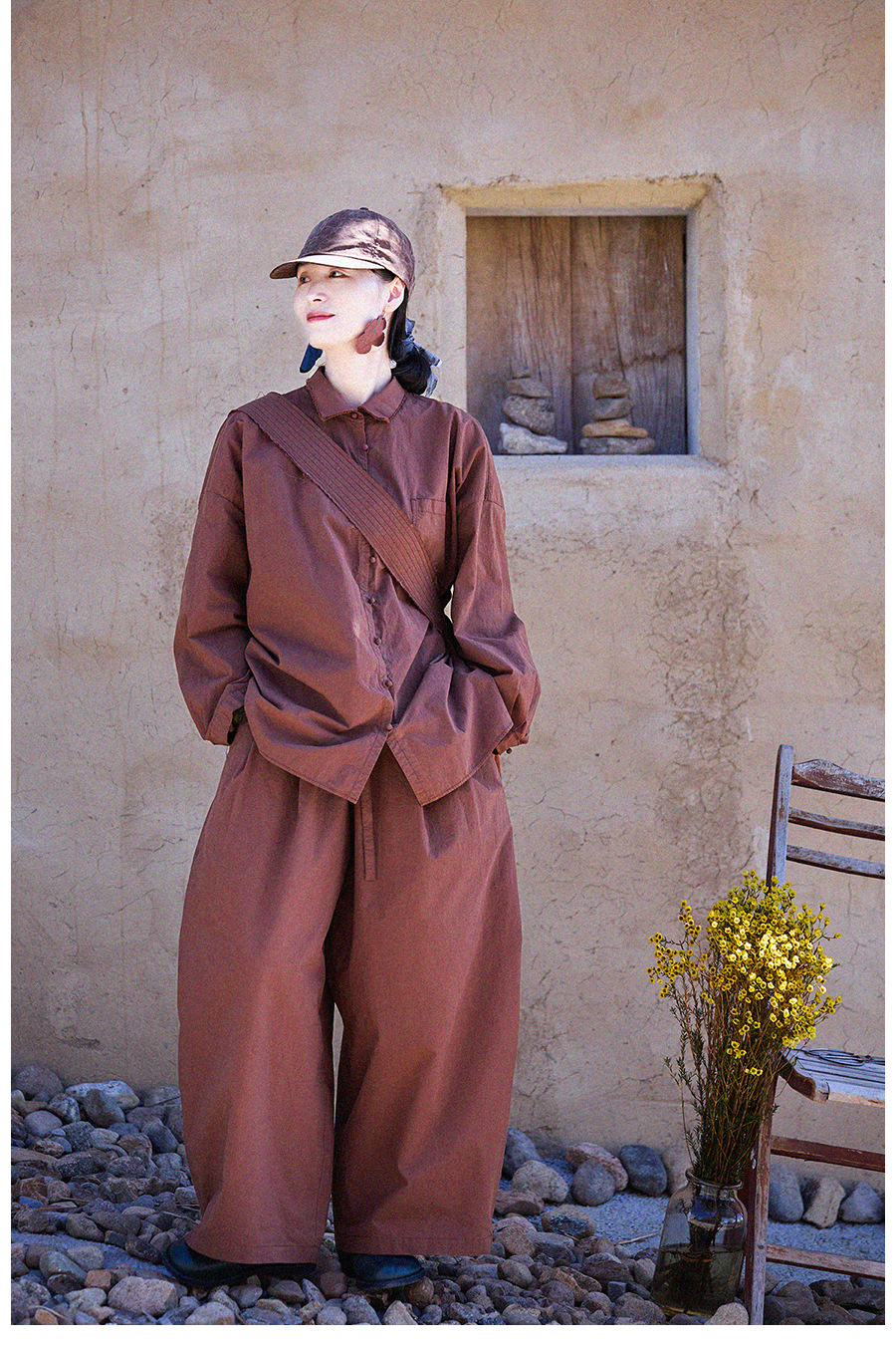 New autumn and winter style, artistic and retro original hazelnut red-brown cotton casual top, high-density, slightly elastic loose shirt for women pic 24